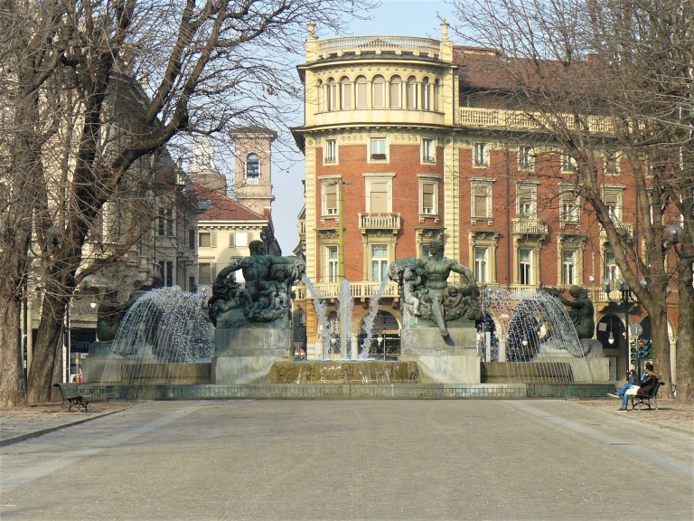turin-fontana-angelica