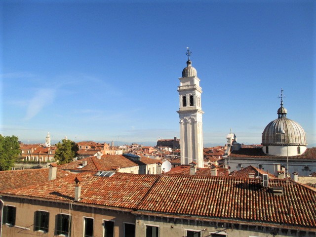 venice-rooftops
