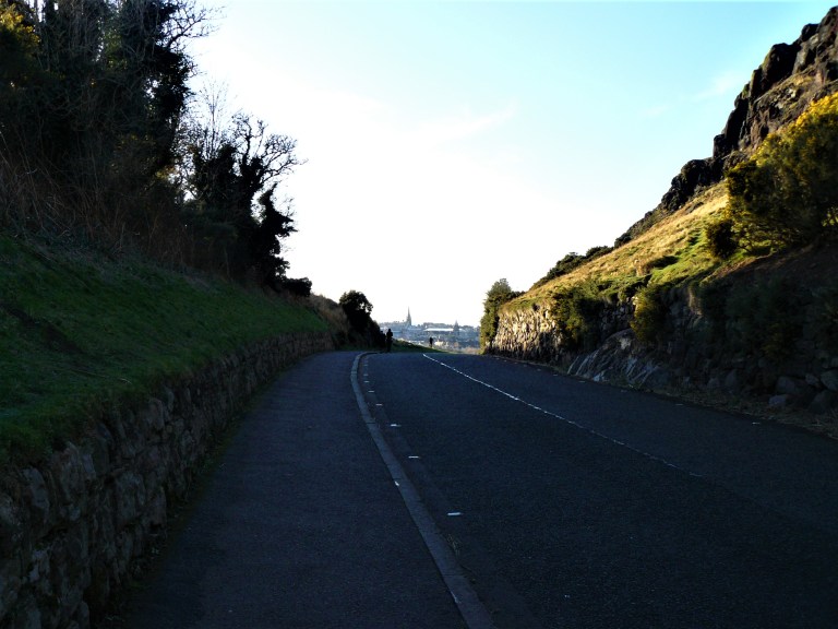 Edinburghy city in the distance
