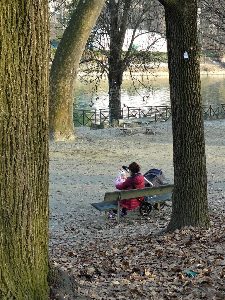 turin-mother-and-daughter