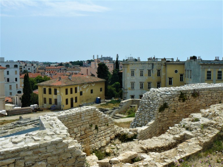 pula 4