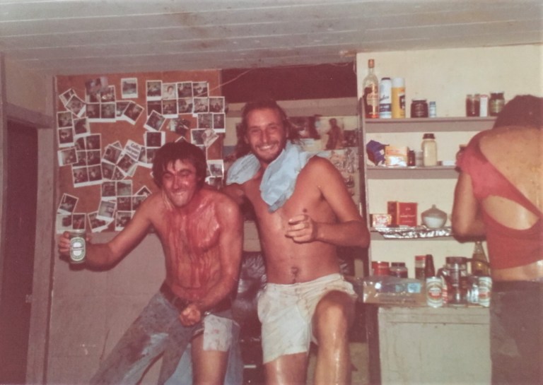 addicted to travel 1.jpg