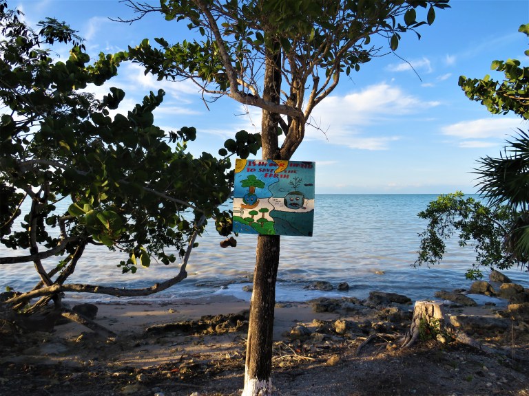 Belize Sarteneja Village 8